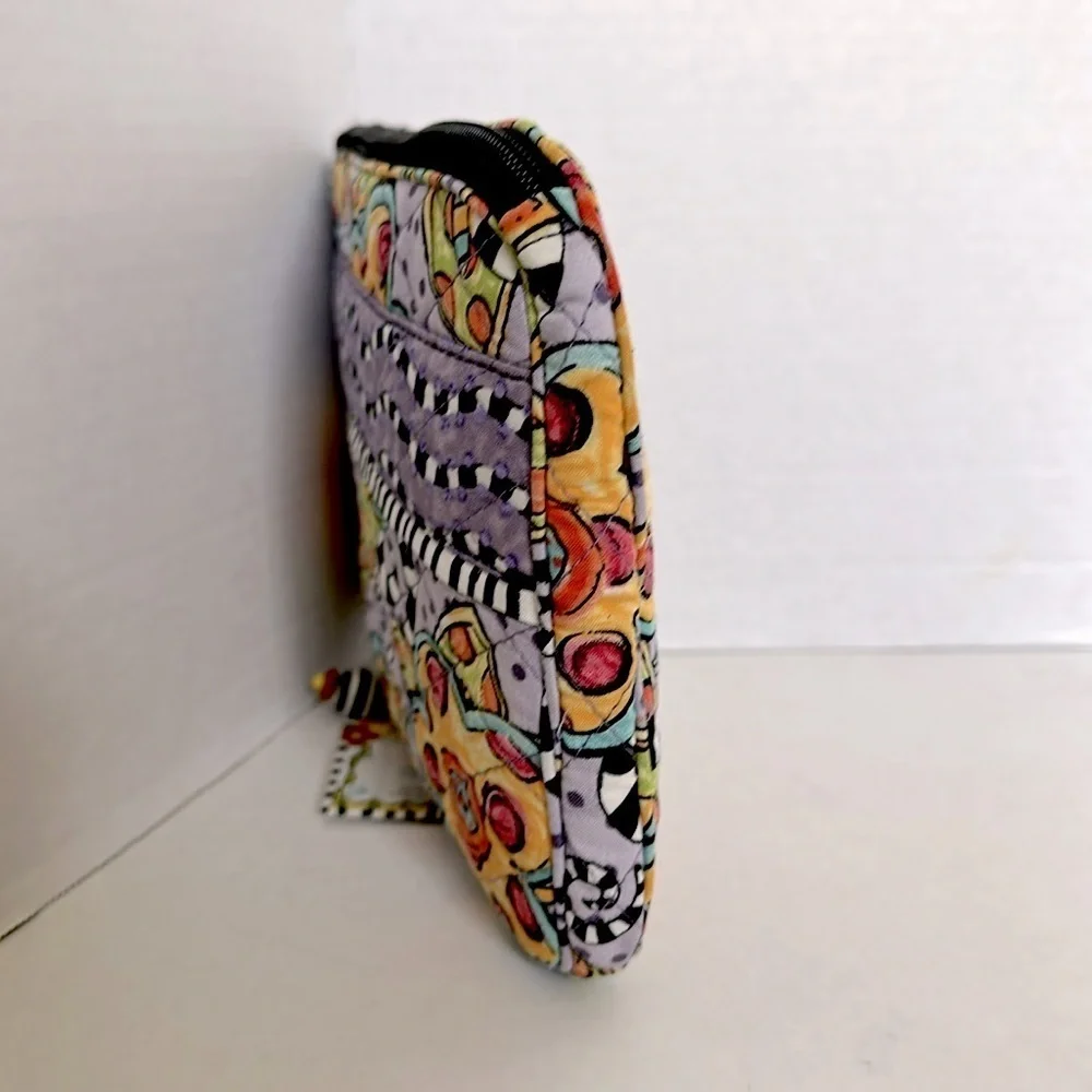 Jennifer Jangles Fabric E-Reader Protective Case, Purple Multi Flower